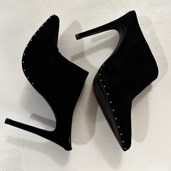 Qupid Vanessa Stud Mule Velvet Leatherette Black Size 8.5 - Picture 5 of 15